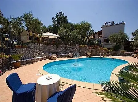 Villaggio Lubrense Hotel 3*