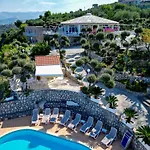 Villaggio Lubrense 3*