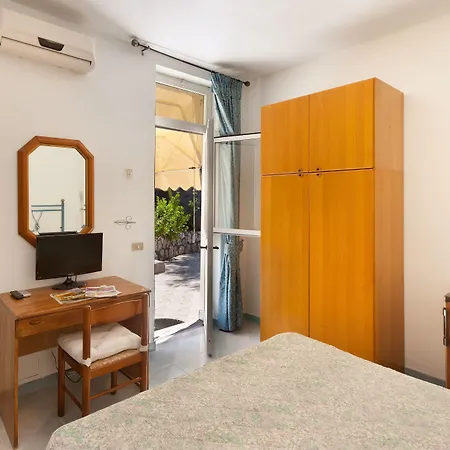 Villaggio Lubrense 3*