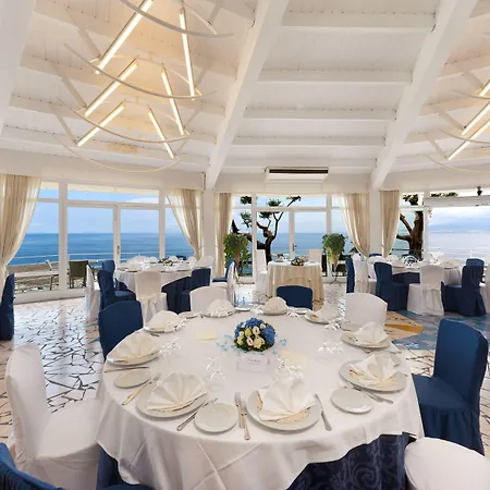 Villaggio Lubrense 3*